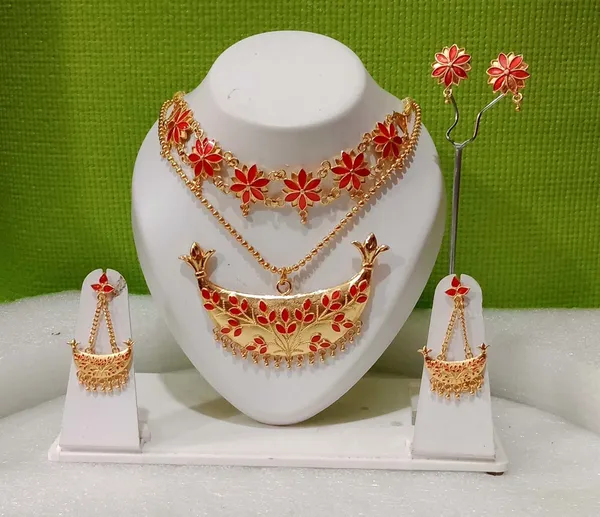 Assamese_Traditional_Gold_Plated_Red_Colour_Combo_Jewellery_Set_For_Women